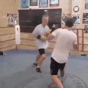 BOOM, Headshot! (16 gifs) - izispicy.com