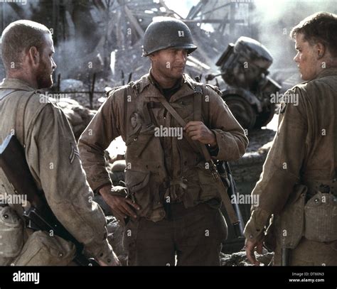 TOM HANKS & MATT DAMON SAVING PRIVATE RYAN (1998 Stock Photo: 66515151 ...