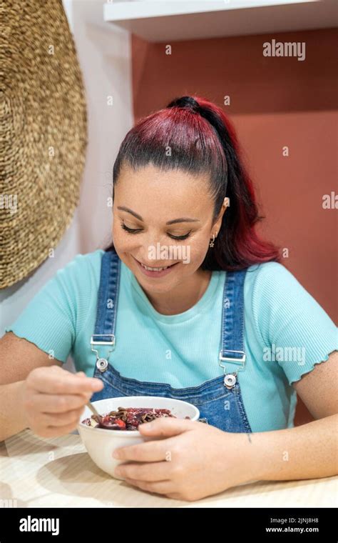 Woman having a healthy breakfast in a cafe. Healthy food concept Stock Photo - Alamy