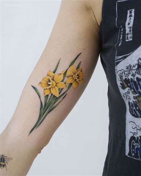 30 Pretty Daffodil Tattoos You Will Love | Style VP | Page 21