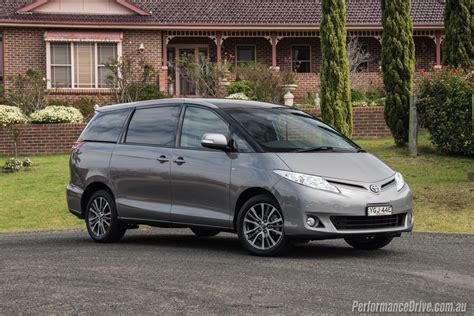 2016 Toyota Tarago V6 Ultima review (video) – PerformanceDrive