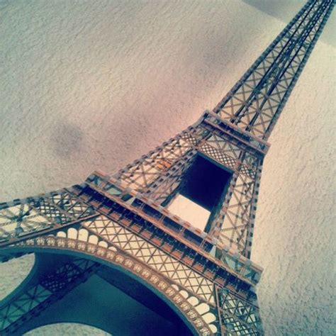 Almost like being there... Eiffel tower 3D puzzle