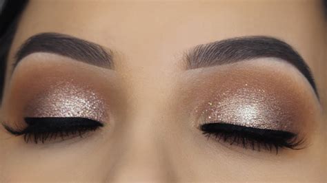 How To Do Easy Eye Makeup