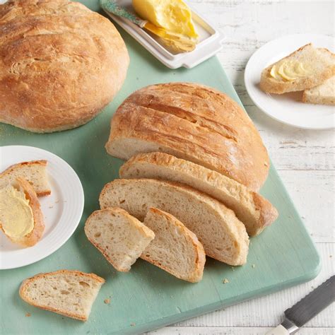 Our Guide to 25 Different Types of Bread | Taste of Home