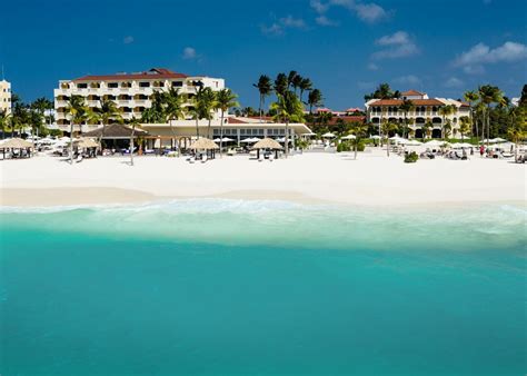 Why Bucuti & Tara Beach Resort is the Best Honeymoon Spot in Aruba for Couples