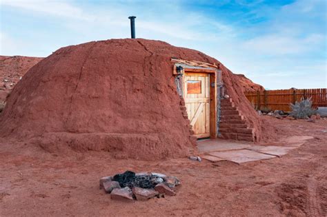 Traditional Navajo Home in Monument Valley | Olijato-Monument Valley, Utah - The Travel Life