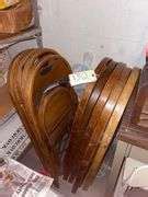 9 Vintage Wooden Folding Chairs - Hostetter Auctioneers
