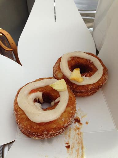 The Cronut vs Duffin vs Croissant Cupcake vs other Made Up Words debate… | Bird Flying Solo