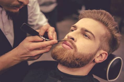 Quality Beard Trim Services for Men in Downtown Chicago