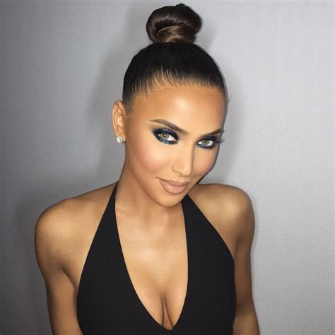 Ariel Tejada on Instagram: “@anxhelina 💚#MakeupByAriel” | Sleek ...