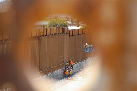 DVIDS - Images - San Diego Border Wall [Image 1 of 5]