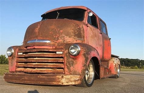 The Living Legacy of Classic Cab-Over-Engine Trucks | eBay Motors Blog