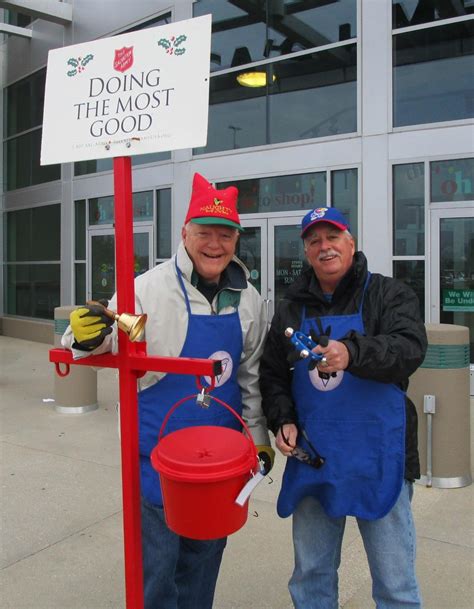 2016 - Salvation Army Bell Ringing | Rotary Club of Kansas City