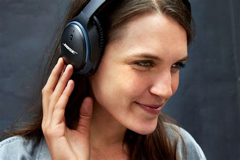Over Ear Headphones – James-Morrow Entertainment Systems