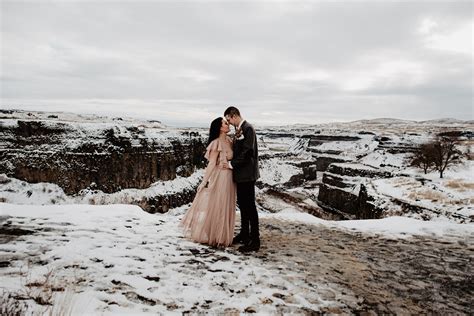 Palouse Falls Washington Elopement - Heather Woolery Photography