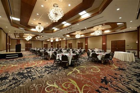 Best Western Premier Waterfront Hotel & Convention Center - Oshkosh, WI ...