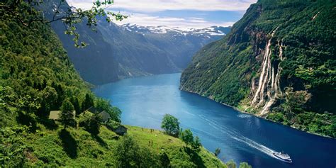 The Geirangerfjord area, Norway – Fjords and waterfalls