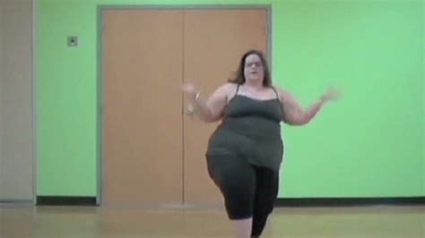 'Fat Girl Dancing' video goes viral - CNN Video