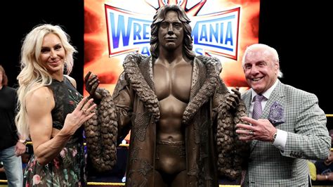 Charlotte Flair reacts to Ric Flair's statue reveal - YouTube