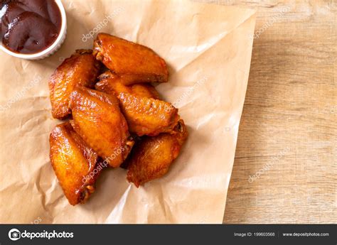 Barbecue Chicken Wings Sauce Stock Photo by ©topntp 199603568