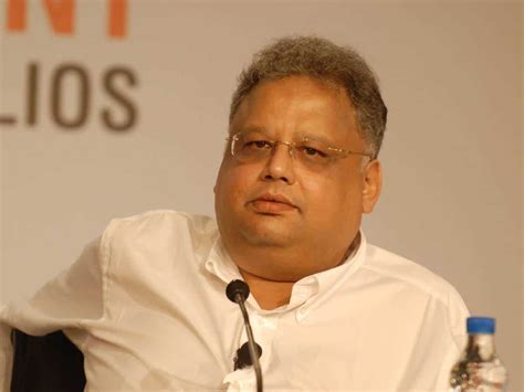 Rakesh Jhunjhunwala to invest $35 million on low-cost airline in India