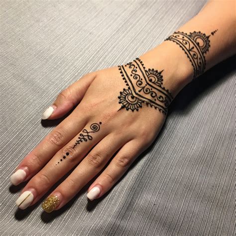 Easy Mehndi Tattoo Designs For Hands - Designs Mehndi Hands Simple ...