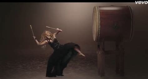 Sing Along! Shakira Releases "La La La (Brazil 2014)" Video - Watch ...