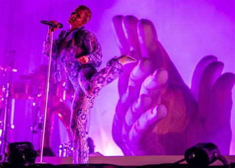 ACL Live Review: Robyn: Everybody dance now - Music - The Austin Chronicle