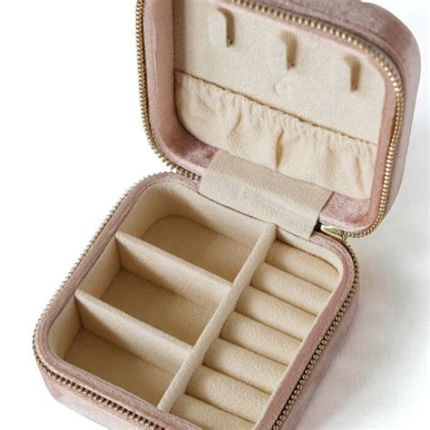 eclater jewellery Velvet Jewellery Travel Organiser Case, Pink 10 x 10 x 5.2 c - Accessories ...