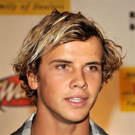 Short Surfer Hairstyles Cool Boys Haircuts, Cool Hairstyles For Men, Haircuts For Men, Surfer ...