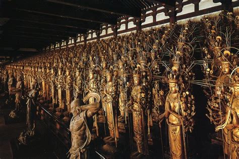 The 1000 statues of Kannon, Sanjusangendo Kyoto Art, Kyoto Japan ...