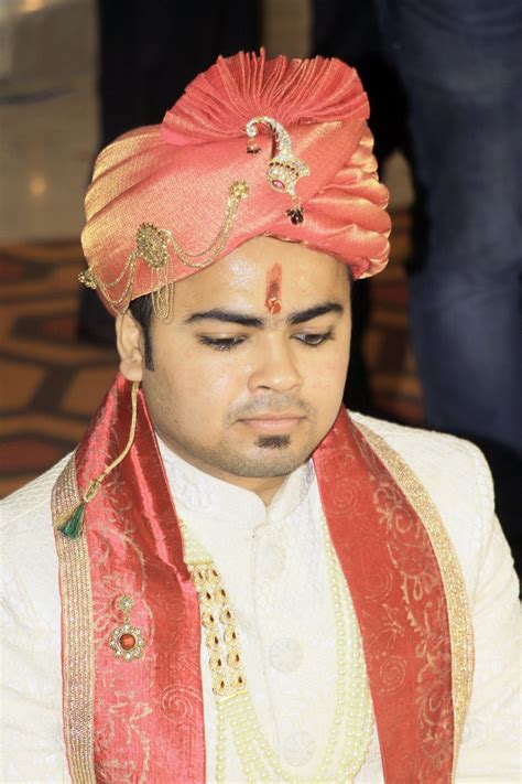 A North Indian Bridegroom in Indian... - Enjoying photography