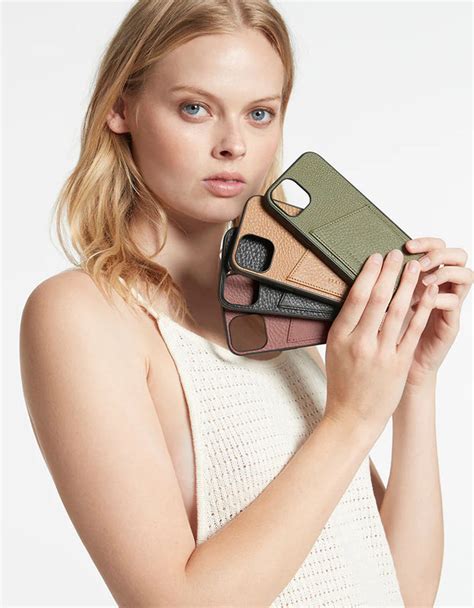 Superette | Whos Who iPhone 14 Case - Khaki