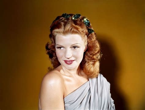 22 Stunning Vintage Color Portraits of Rita Hayworth in the 1940s ...