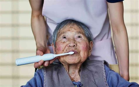 The key to good health in old age? Brushing your teeth