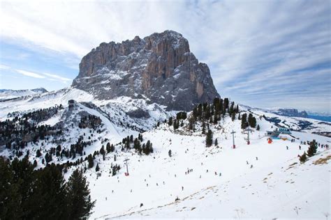 Five of the Most Thrilling Ski Runs in the Dolomites | ITALY Magazine