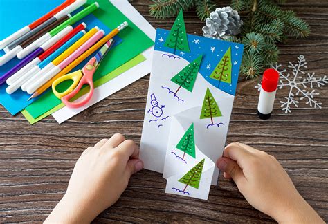 Here’s How to Make Christmas Cards with Kids at Home: 15 Unique Ideas