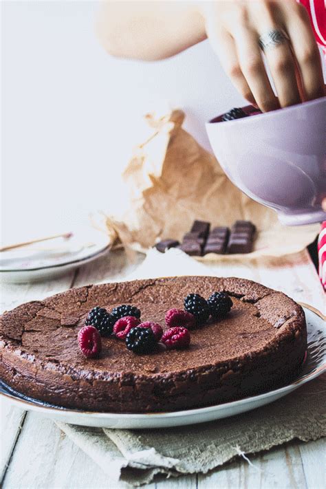 Flourless Swedish Chocolate Cake KLADDKAKA + gifs | This is a Sweet Blog: Flourless Swedish ...