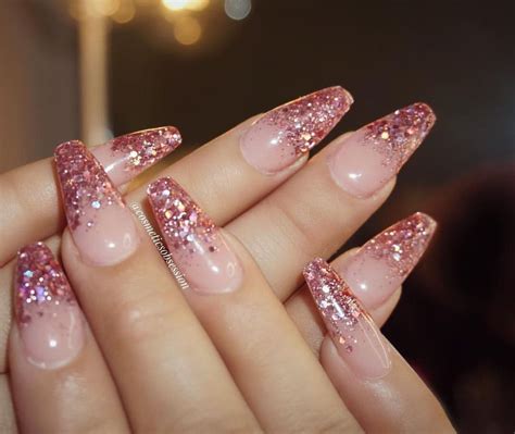 33 Precise Combination Pink and Gold Colors for Nail Art Design | Pink glitter nails, Glitter ...
