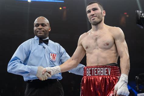 Beterbiev knocks out Koelling in 12th for IBF title | Inquirer Sports