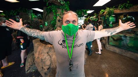 REPTILE ZOO IS OPENED!! IT’S NOT THE SAME…. | BRIAN BARCZYK – Reptile Keeper