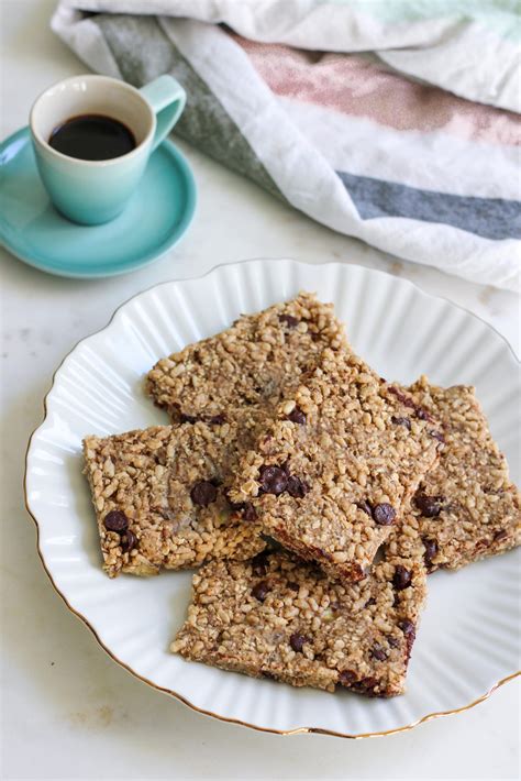 Healthy Breakfast Granola Bars | Lettuce Eat Cake