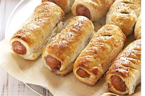 Easy sausage rolls | Receta | Masa de hojaldre, Recetas de cocina fáciles, Rollitos de carne