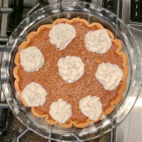 Thanksgiving Pumpkin Pie - Cook Savor Celebrate