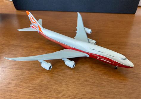 Boeing Livery 747-8 1:400 Scale Diecast Model - Boeing Licensed Model ...