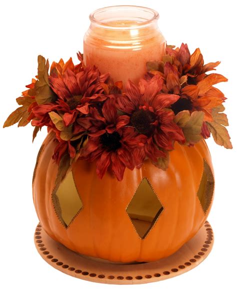 Pumpkin and Candle Centerpiece from Walnut Hollow | FaveCrafts.com