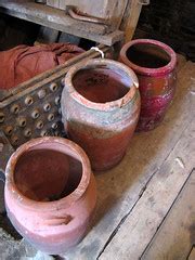 Urine pots | Pots used to hold (human) urine the mills purch… | Flickr