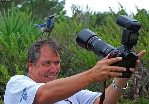 18 Crazy Photos Of Mad Photographers Who Will Do Anything For The Perfect Shot | Reckon Talk