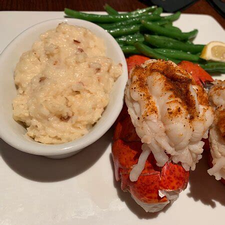 CHESAPEAKE'S SEAFOOD AND RAW BAR, Gatlinburg - Menu, Prices, Restaurant ...