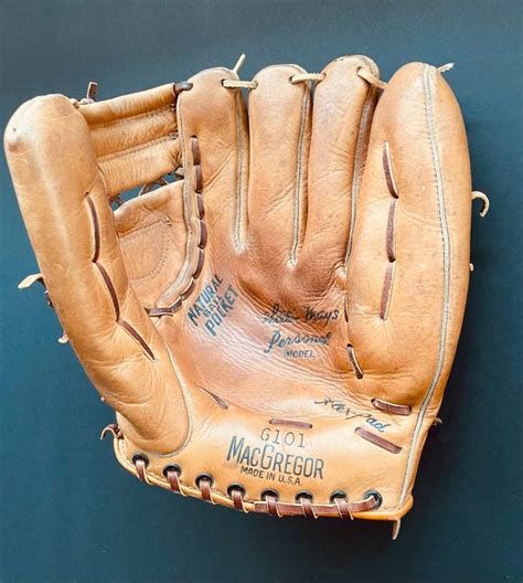 MacGregor (2) | Baseball Glove Collector Gallery | Baseball Glove Collector